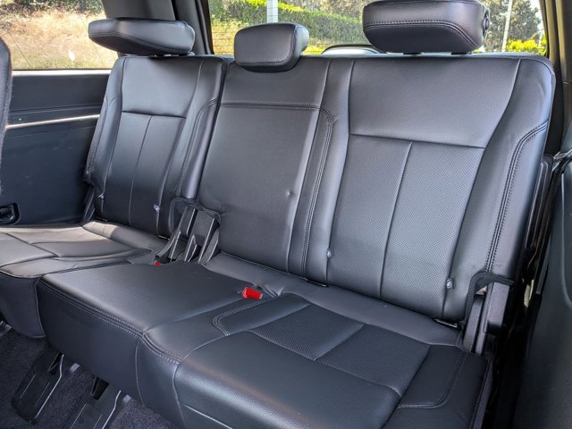Used 2020 Ford Expedition XLT w/ Equipment Group 202A image 21