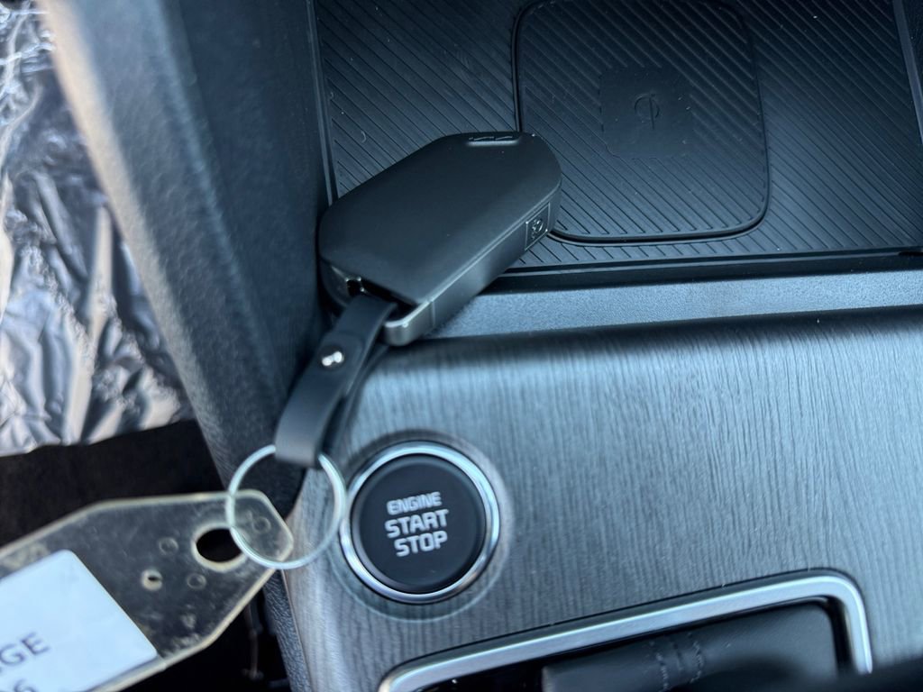 New 2026 Kia Sportage X-Line w/ X-Line Technology Package AWD/4WD image 28