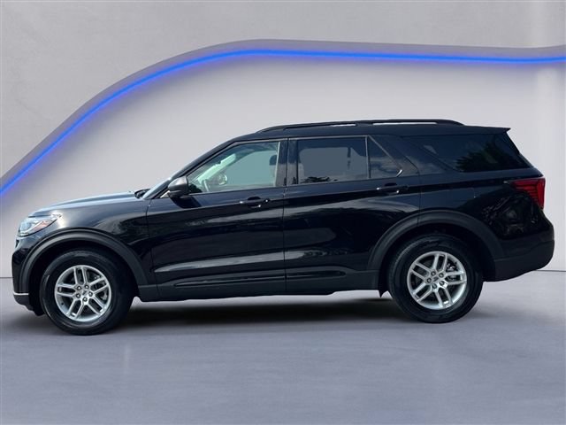 Certified 2026 Ford Explorer Active RWD image 7