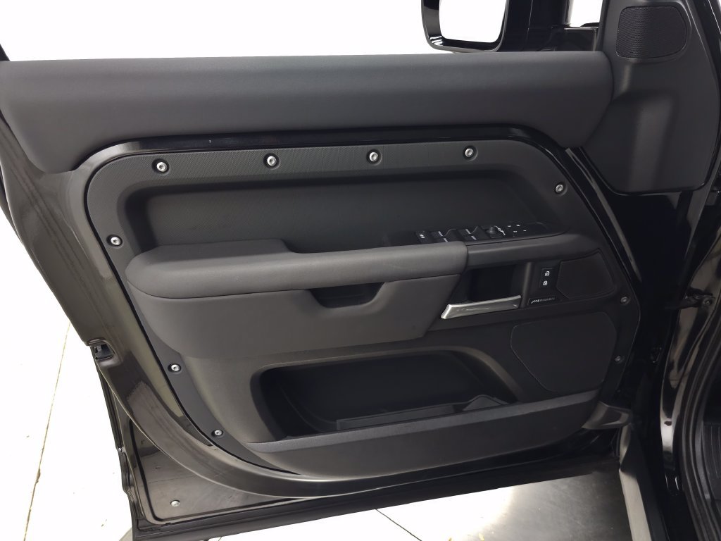 Certified 2025 Land Rover Defender 110 S AWD/4WD image 12