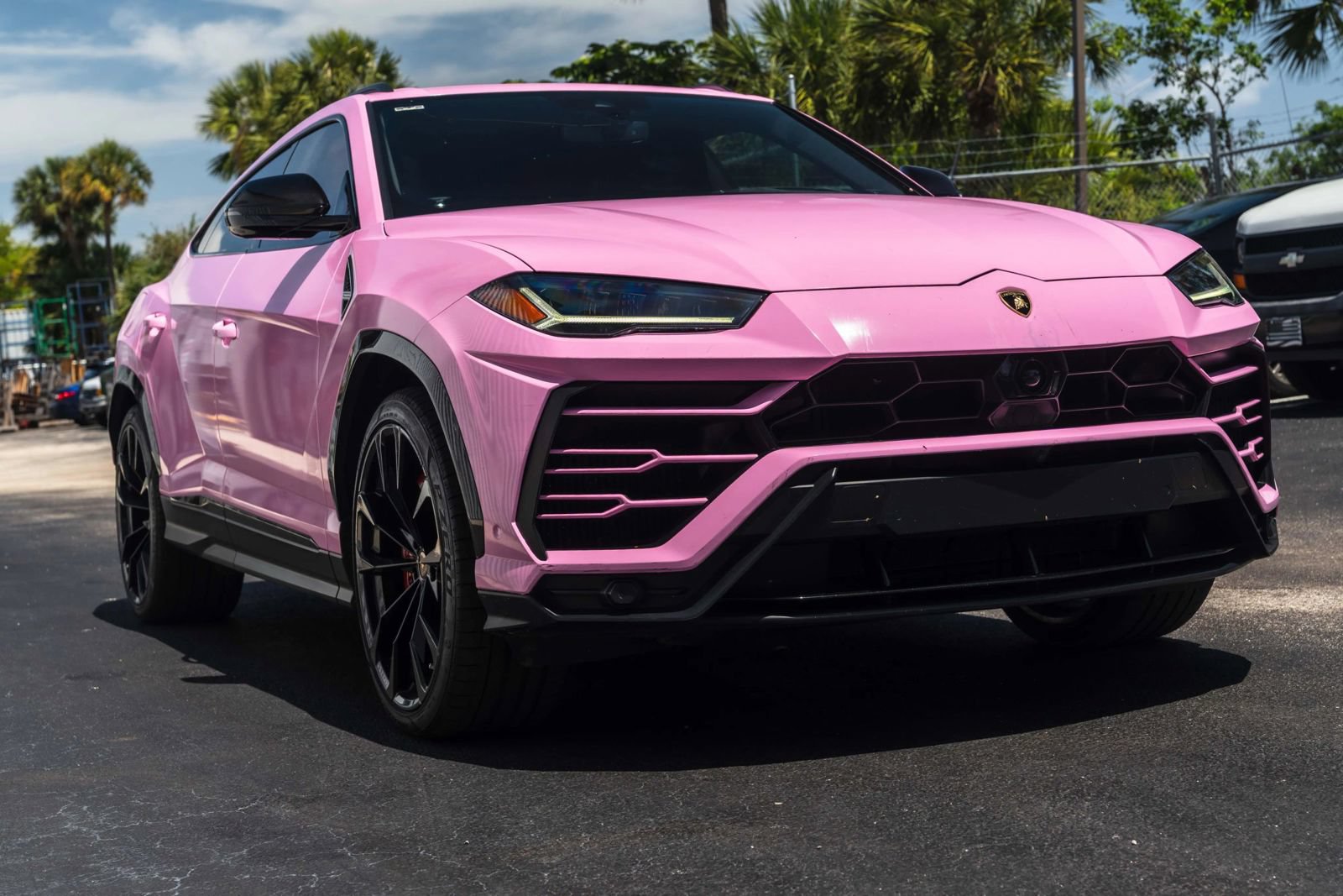 Used 2020 Lamborghini Urus AWD/4WD image 4