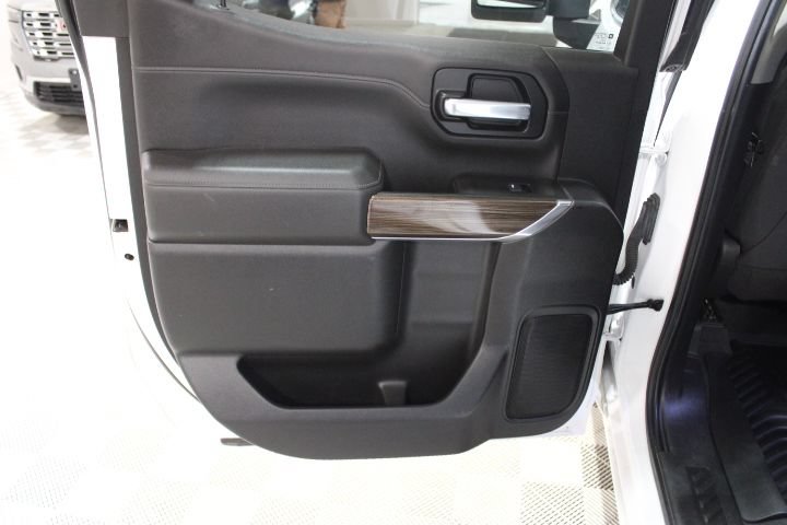 Used 2021 Chevrolet Silverado 1500 LT Trail Boss w/ Convenience Package II AWD/4WD image 19