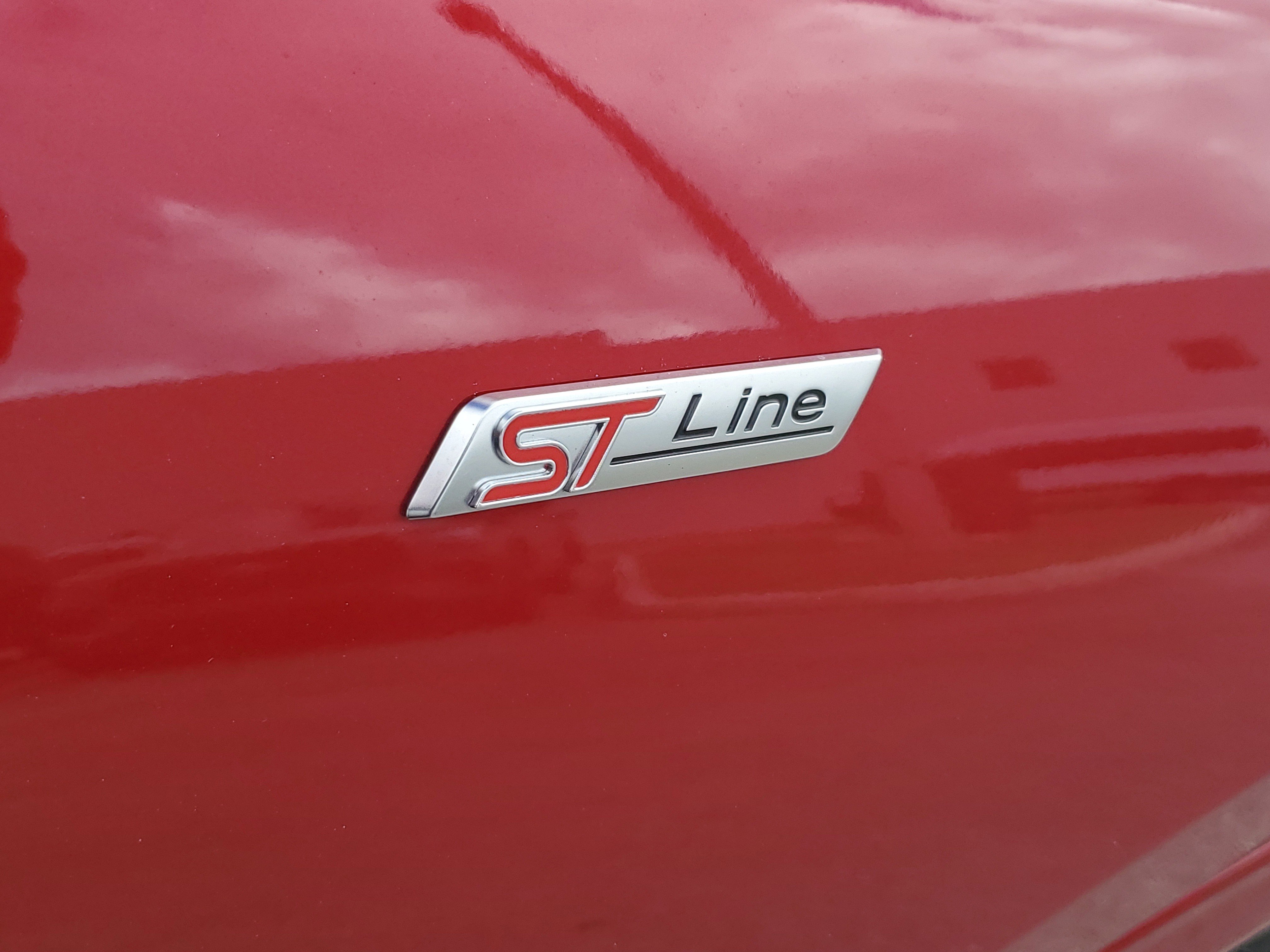 Used 2025 Ford Escape ST-Line Elite w/ Premium Technology Package image 30