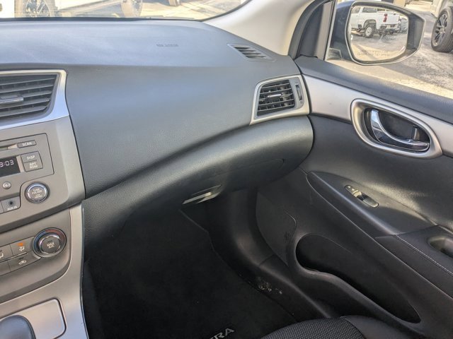 Used 2014 Nissan Sentra S image 17