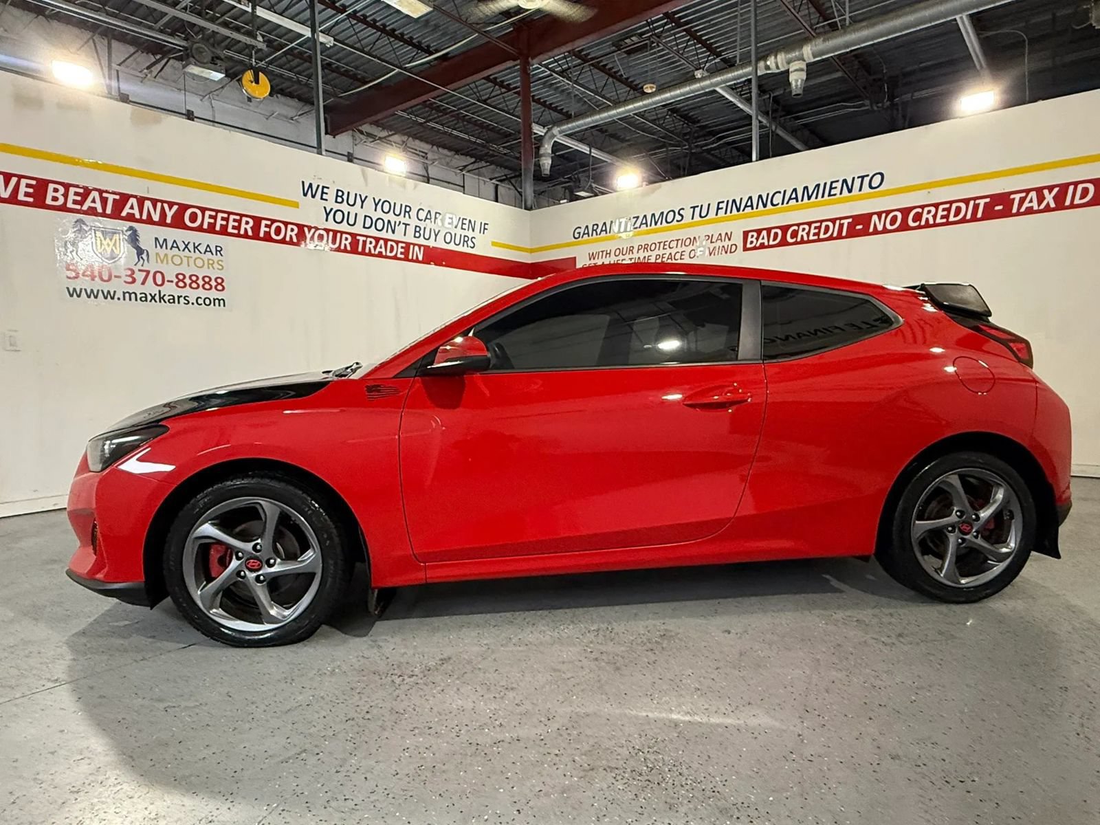 Used 2019 Hyundai Veloster 2.0 FWD image 11