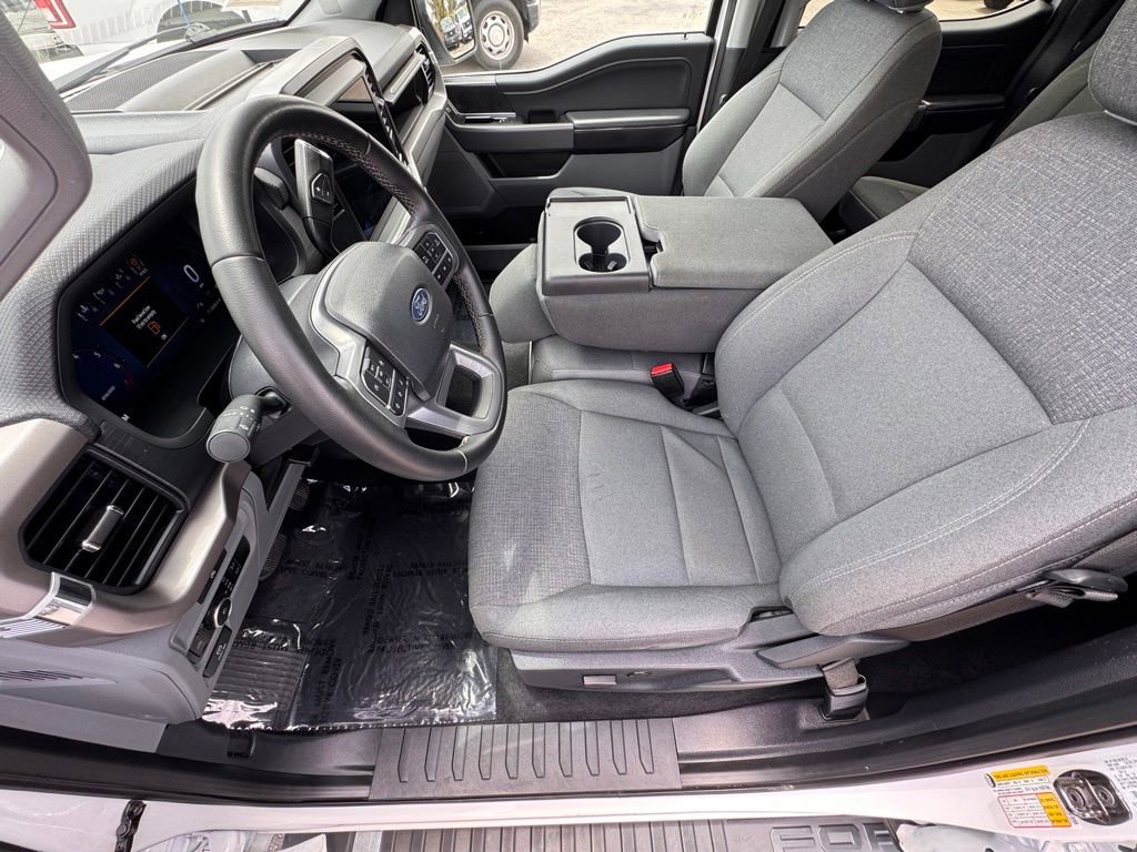 Used 2025 Ford F150 XLT w/ Equipment Group 301A Standard AWD/4WD image 17
