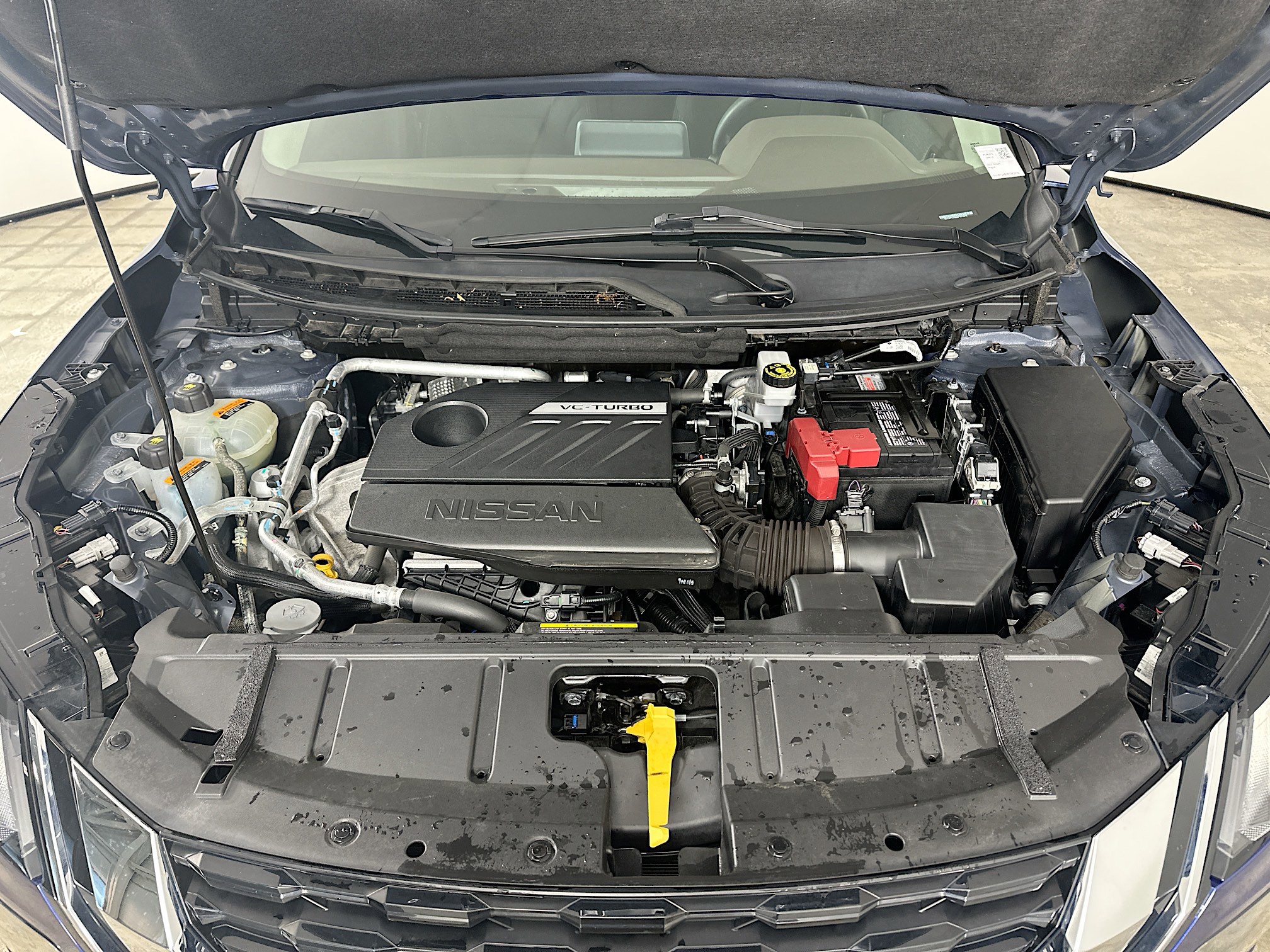 Used 2023 Nissan Rogue S AWD/4WD image 31