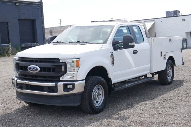 Used 2022 Ford F250 XL w/ Power Equipment Group AWD/4WD image 4
