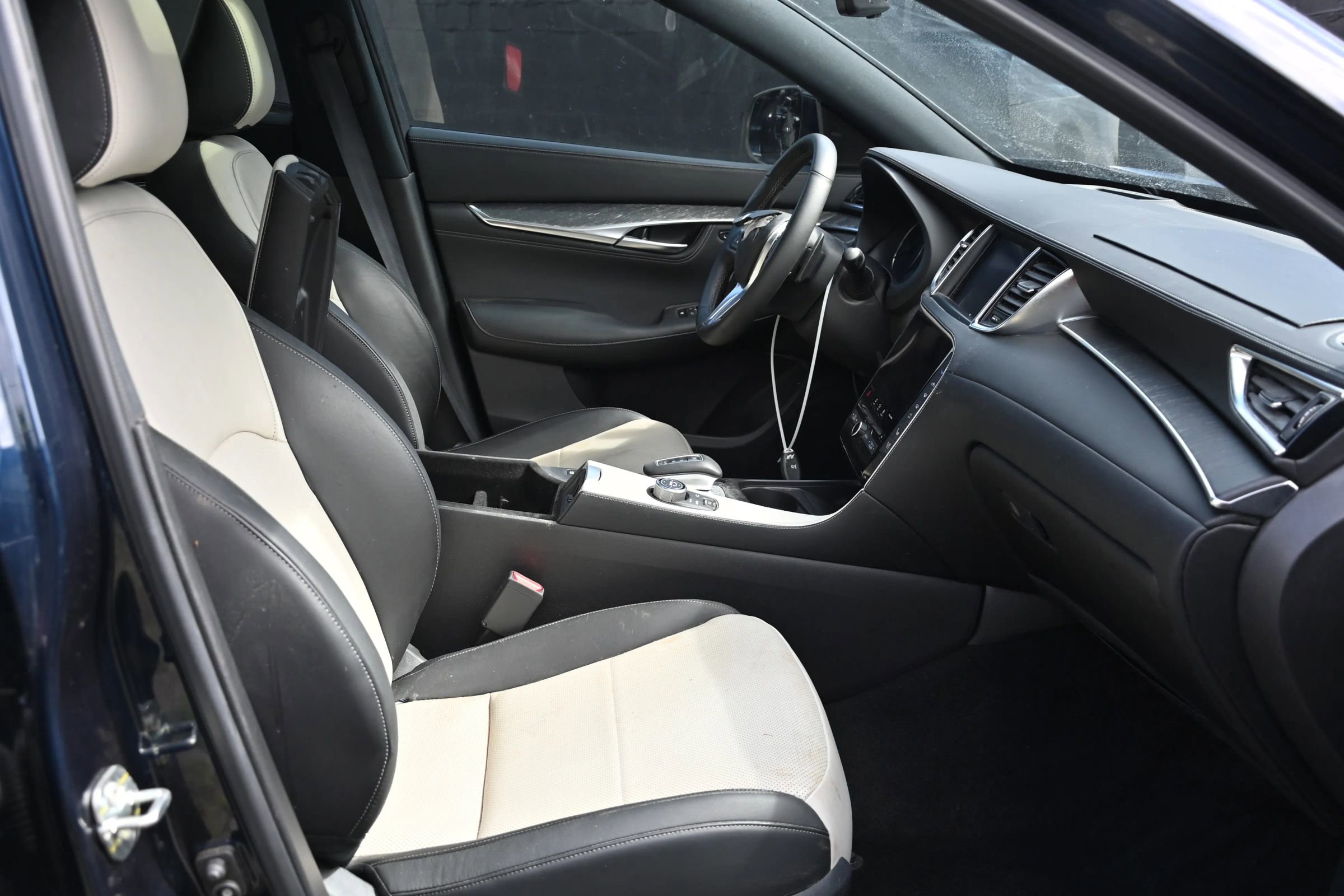 Used 2024 INFINITI QX55 Sensory w/ Lighting Package image 14