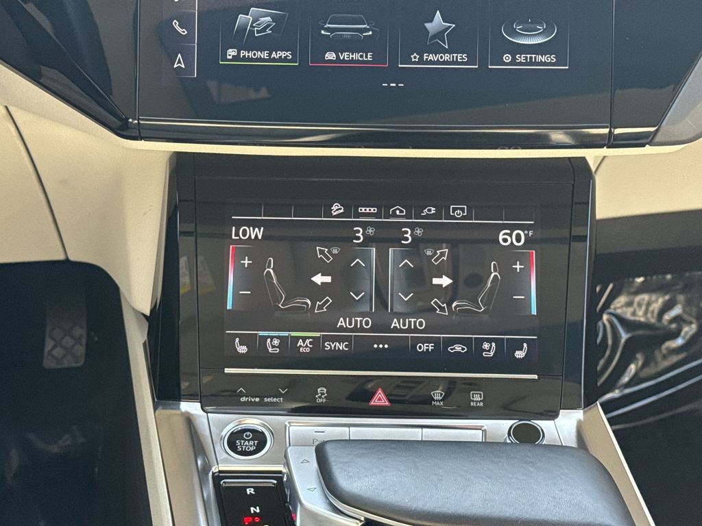 Used 2024 Audi Q8 e-tron Premium Plus AWD/4WD image 17