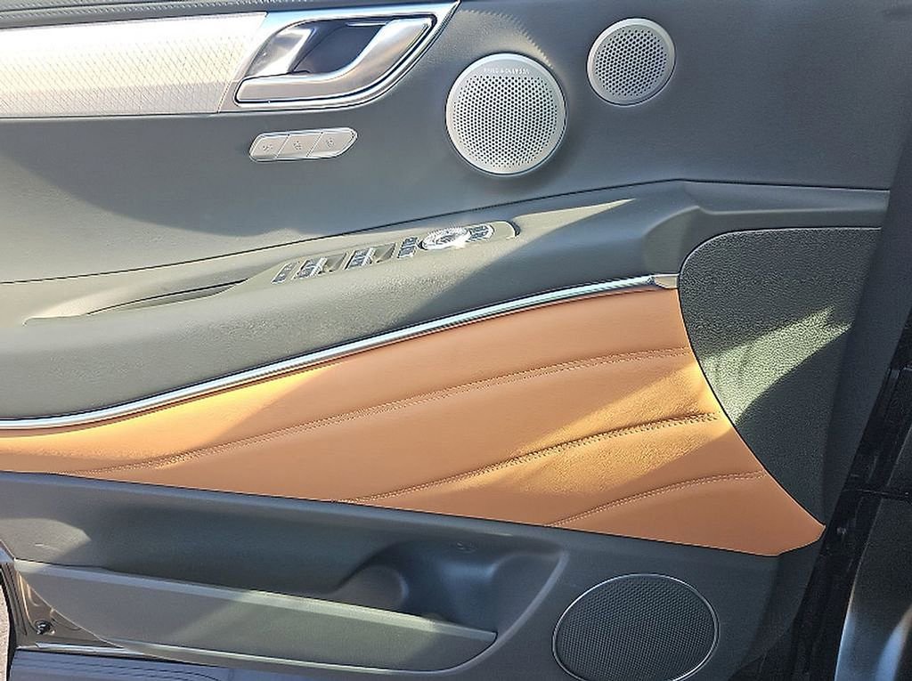 Used 2026 Genesis GV80 3.5T Prestige image 6