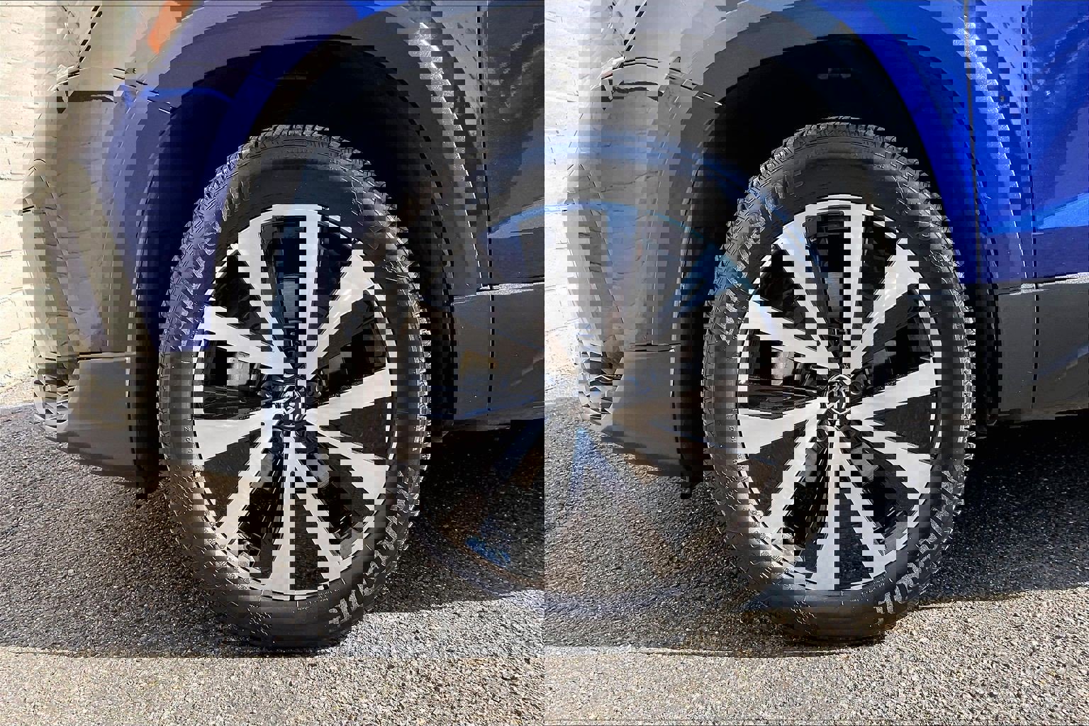 Certified 2022 Volkswagen Taos SE w/ Panoramic Sunroof Package image 8