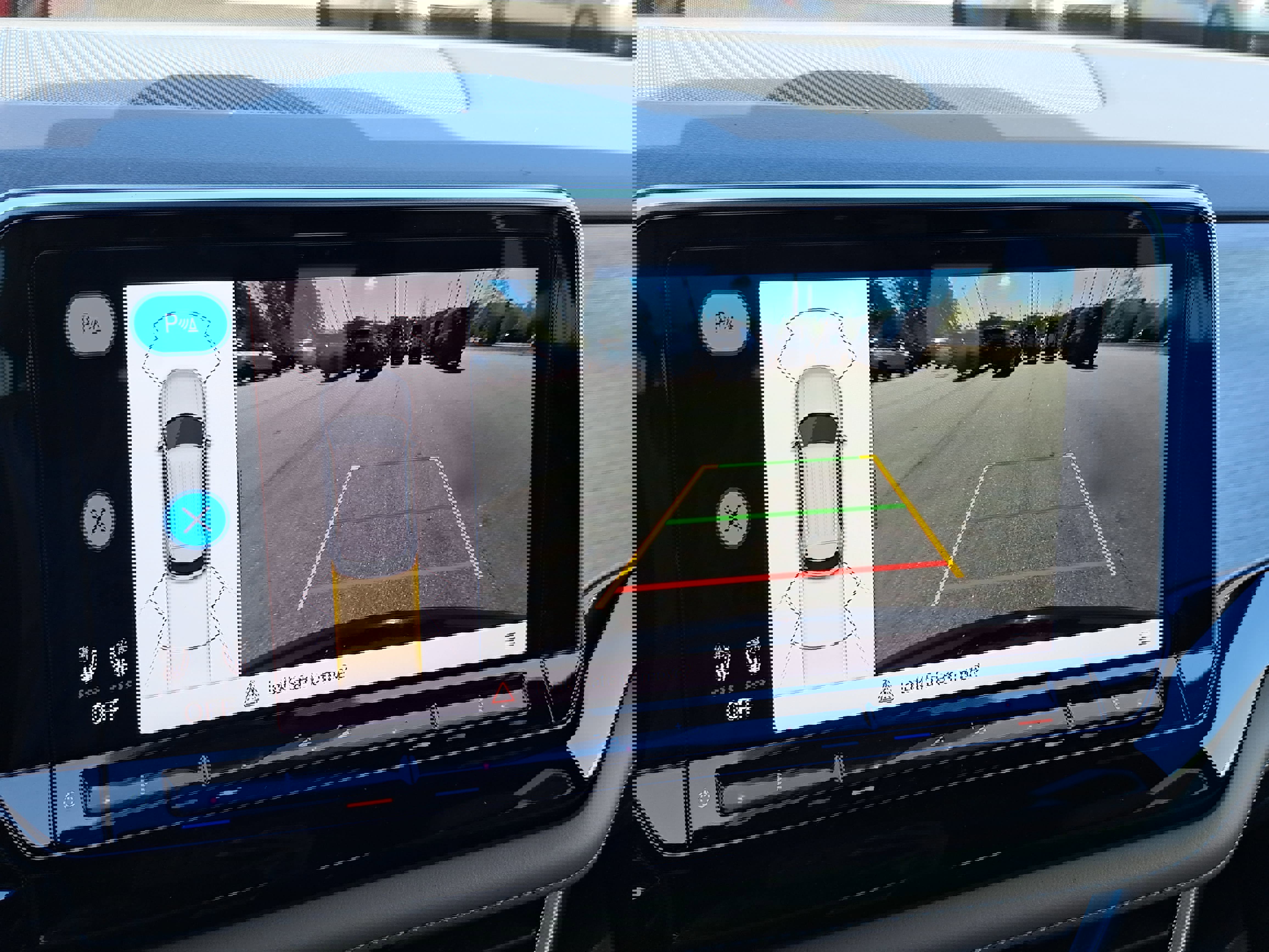 Certified 2024 Volkswagen Atlas Cross Sport SE w/ Panoramic Sunroof Package image 24