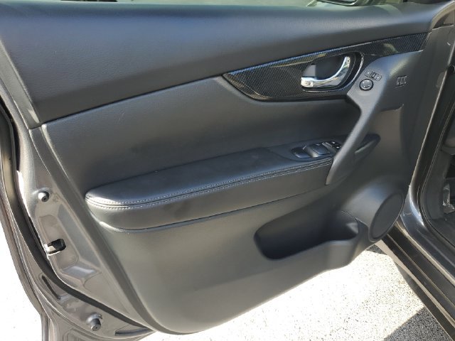Used 2019 Nissan Rogue SL FWD image 19