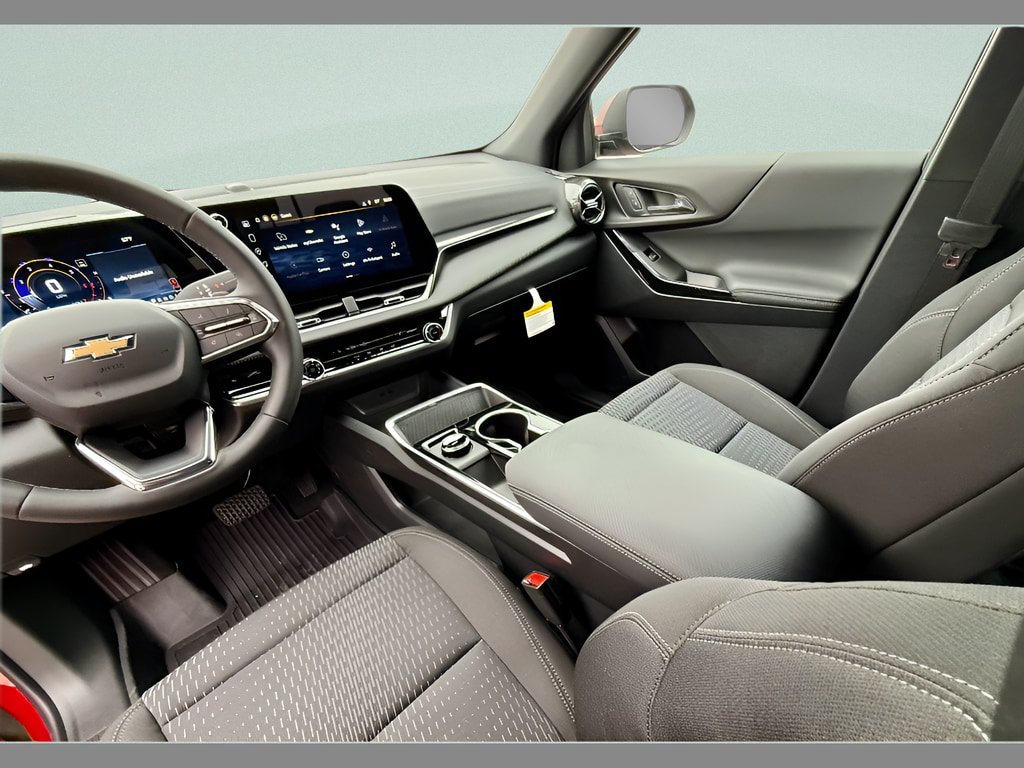 New 2026 Chevrolet Equinox LT w/ Safety and Technology Package FWD image 12