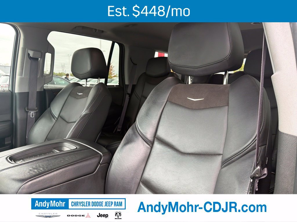 Used 2017 Cadillac Escalade Luxury AWD/4WD image 13