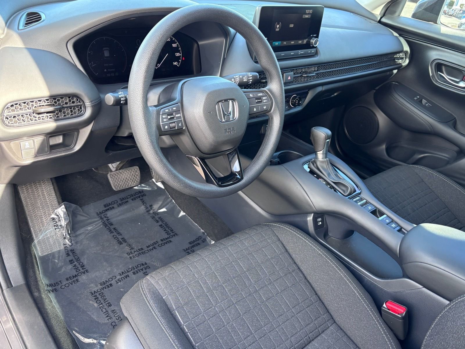 Certified 2025 Honda HR-V LX image 17