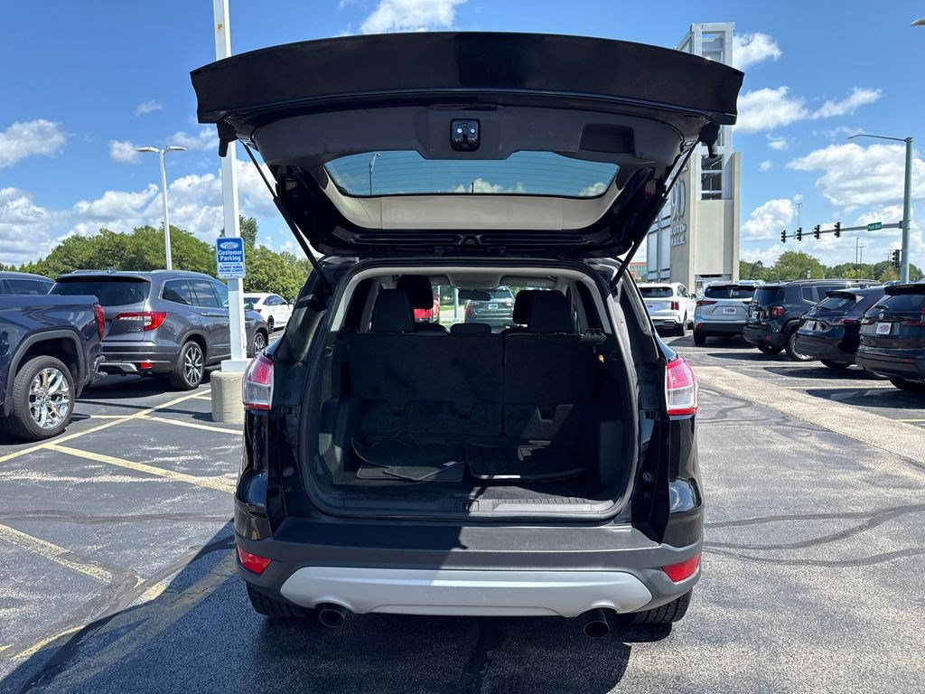 Used 2016 Ford Escape SE FWD image 14