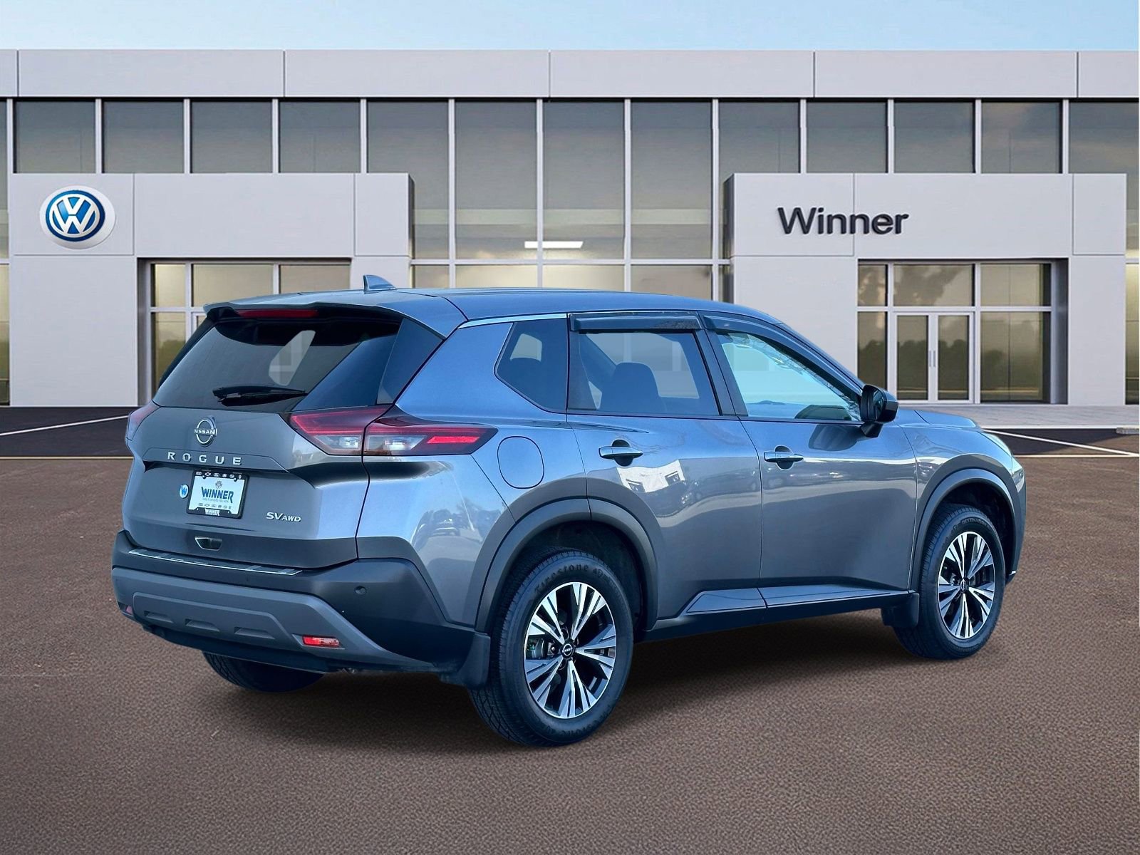 Used 2023 Nissan Rogue SV image 6