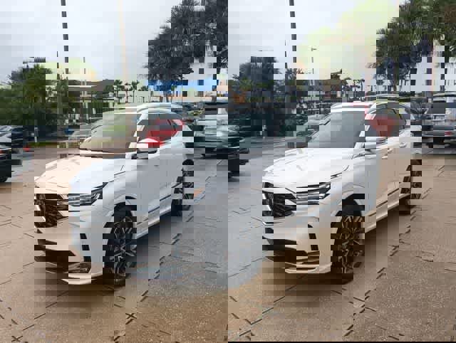 Certified 2026 Acura MDX FWD w/ Technology Package image 4