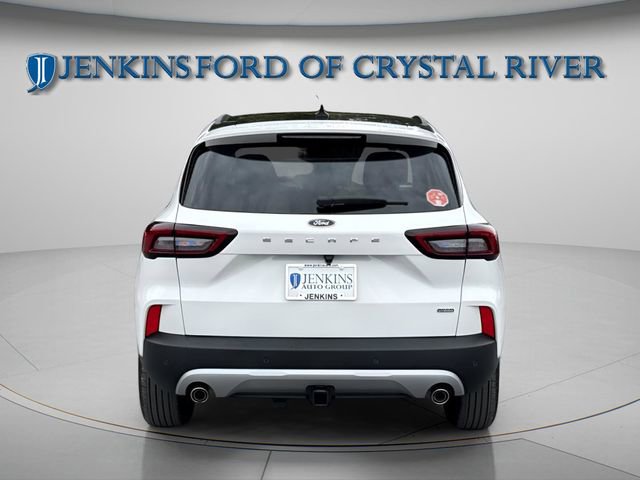 New 2026 Ford Escape SE w/ Class II Trailer Tow Package image 13