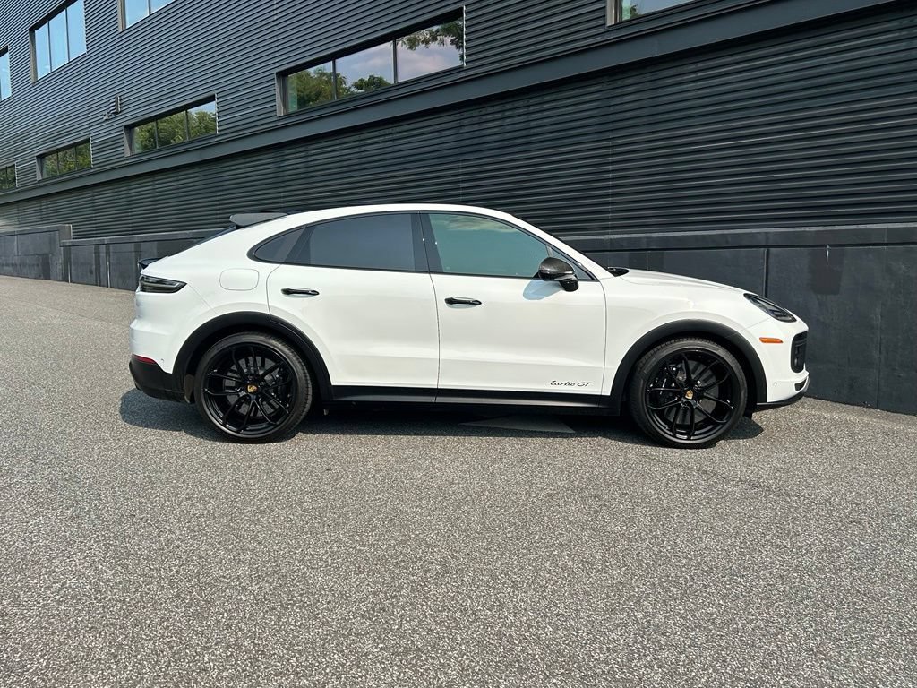 Certified 2023 Porsche Cayenne Turbo GT AWD/4WD image 11
