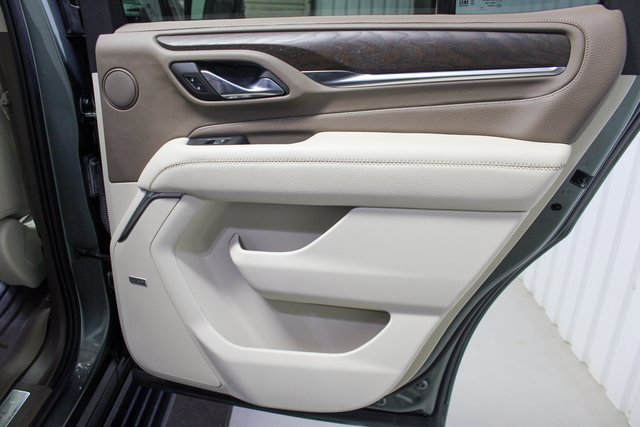 Used 2023 GMC Yukon Denali w/ Max Trailering Package image 16