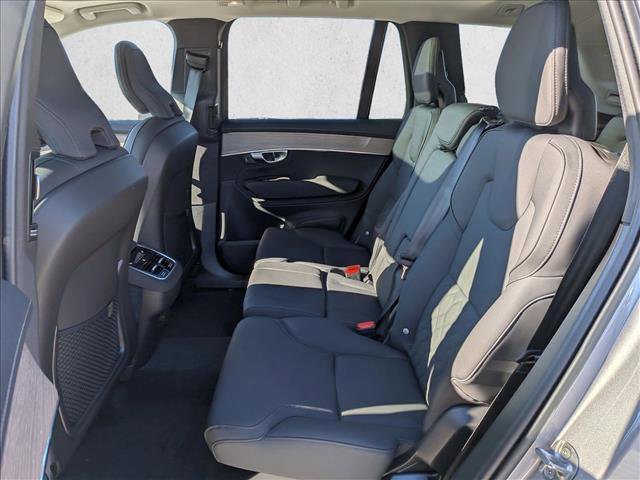 New 2026 Volvo XC90 B5 Plus w/ Protection Package image 17