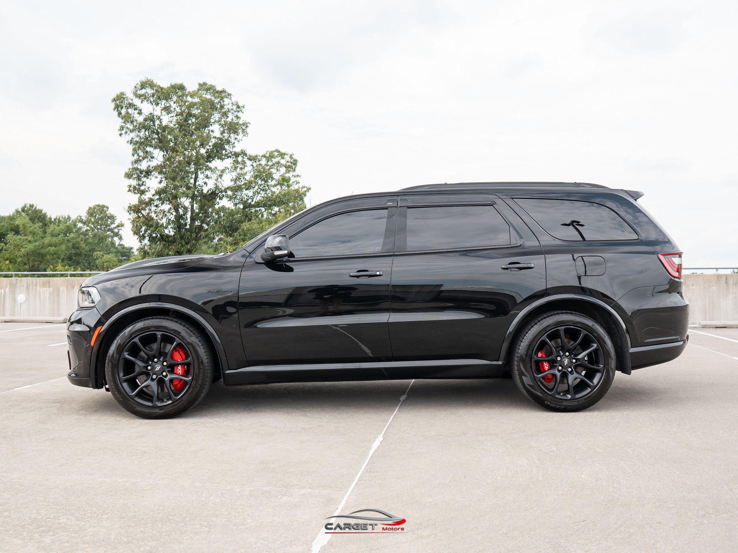 Used 2023 Dodge Durango R/T w/ Tow 'N Go Package AWD/4WD image 4