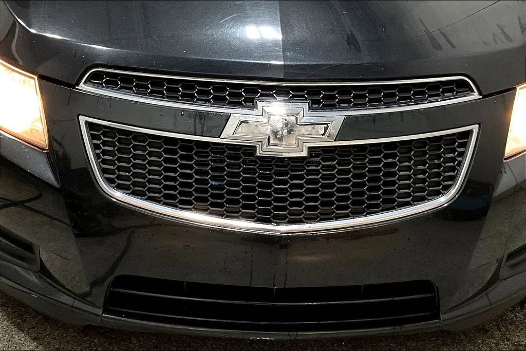 Used 2014 Chevrolet Cruze LT image 30