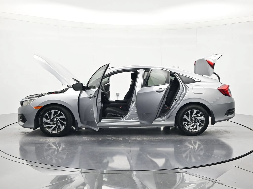 Used 2018 Honda Civic EX image 47