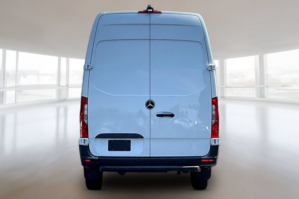 Used 2023 Mercedes-Benz Sprinter 2500 image 5