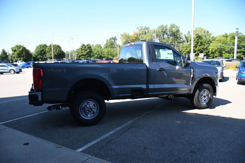 New 2026 Ford F350 XL w/ XL Off-Road Package image 7