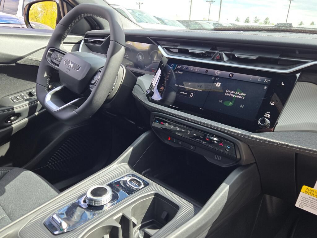 New 2026 Jeep Cherokee Laredo AWD/4WD image 8