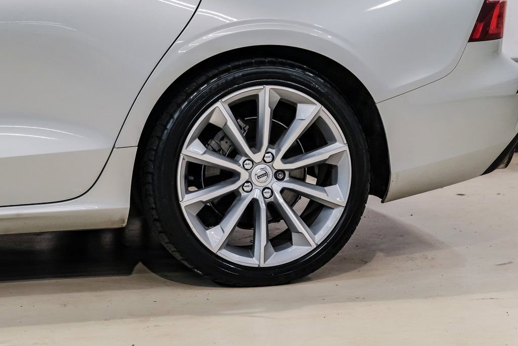 Used 2019 Volvo S60 T5 Momentum w/ Premium Package image 59