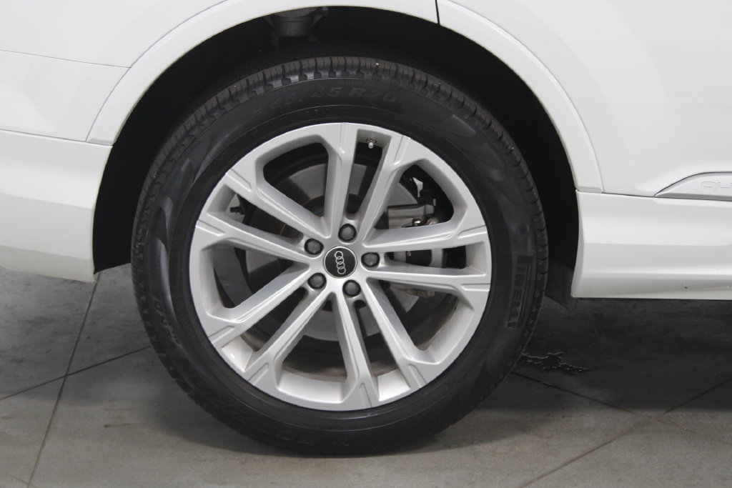 Used 2025 Audi Q7 3.0T Premium Plus AWD/4WD image 13