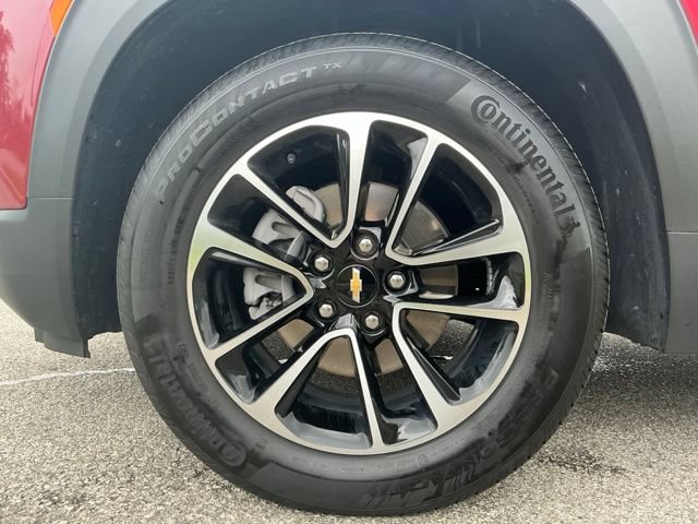 Used 2024 Chevrolet TrailBlazer LT w/ Driver Confidence Package FWD image 14