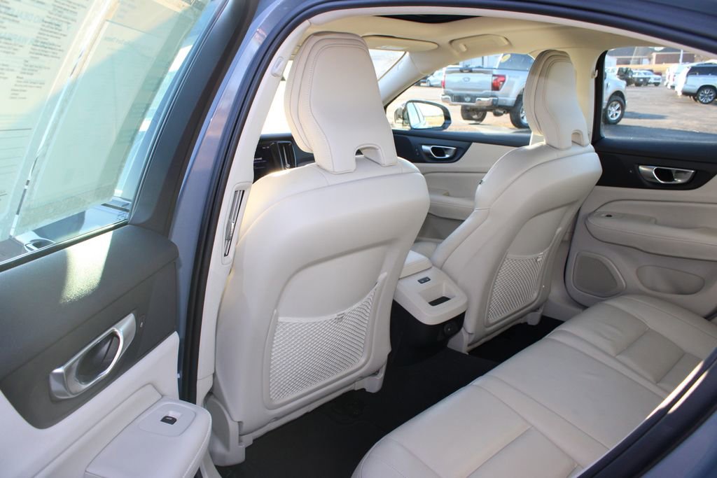 Used 2024 Volvo S60 B5 Plus image 24
