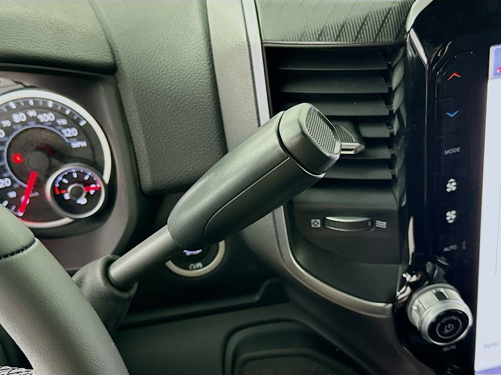 New 2026 RAM 2500 Big Horn AWD/4WD image 23