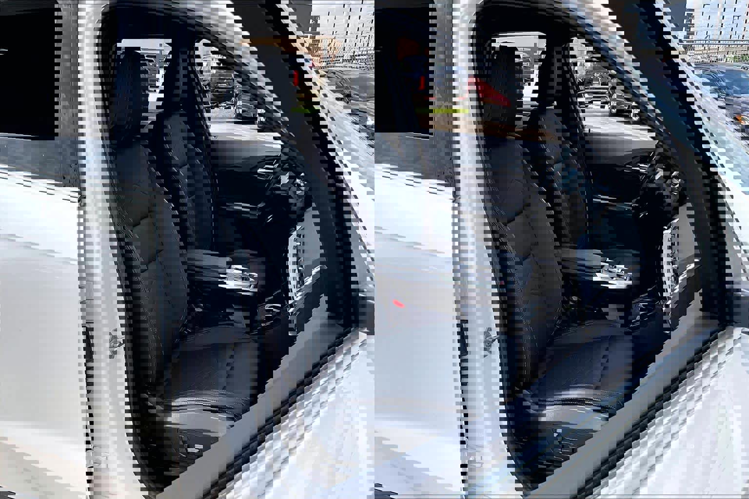 Used 2023 BMW X1 xDrive28i image 8