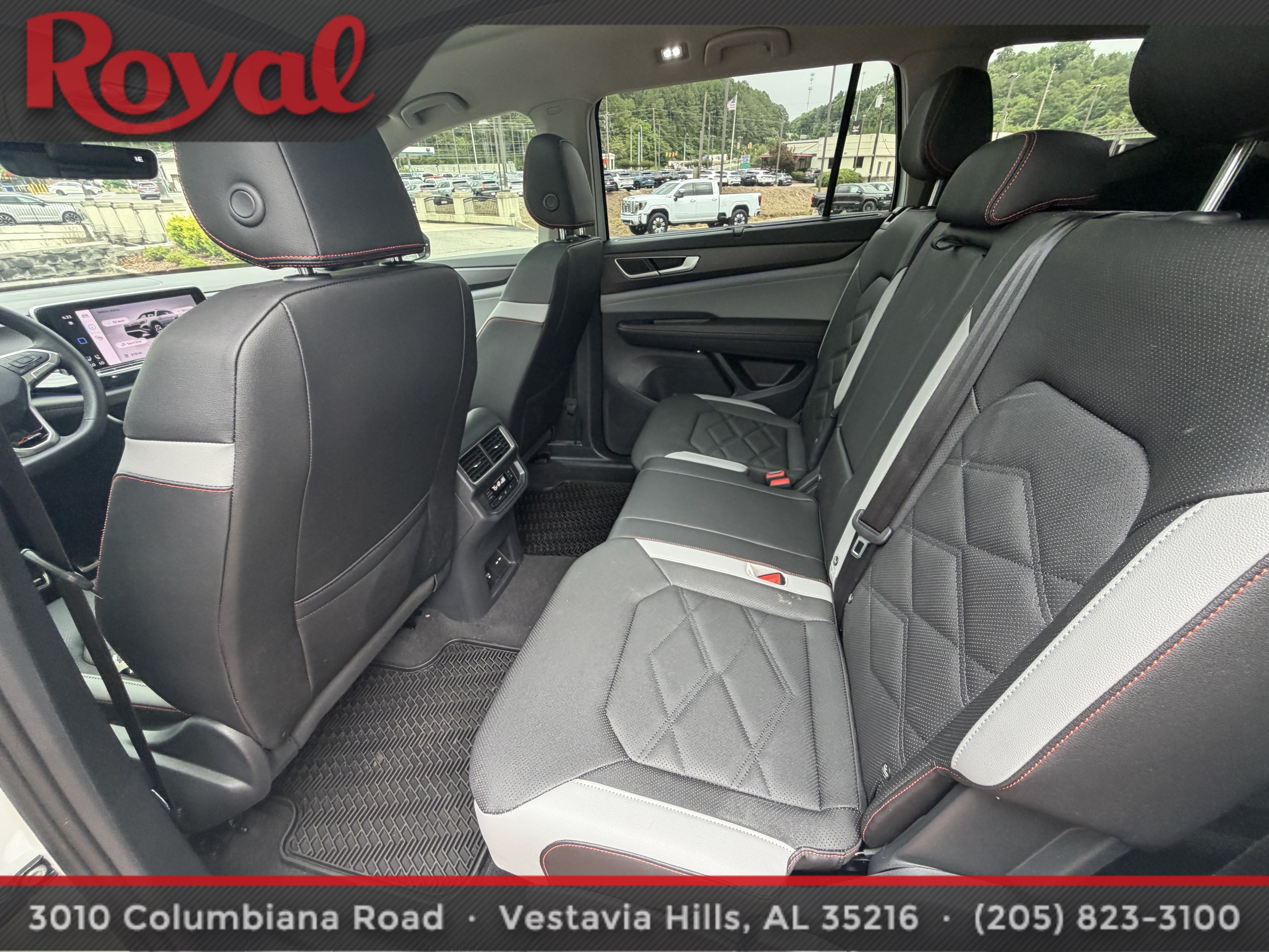 Certified 2026 Volkswagen Atlas Peak Edition AWD/4WD image 11