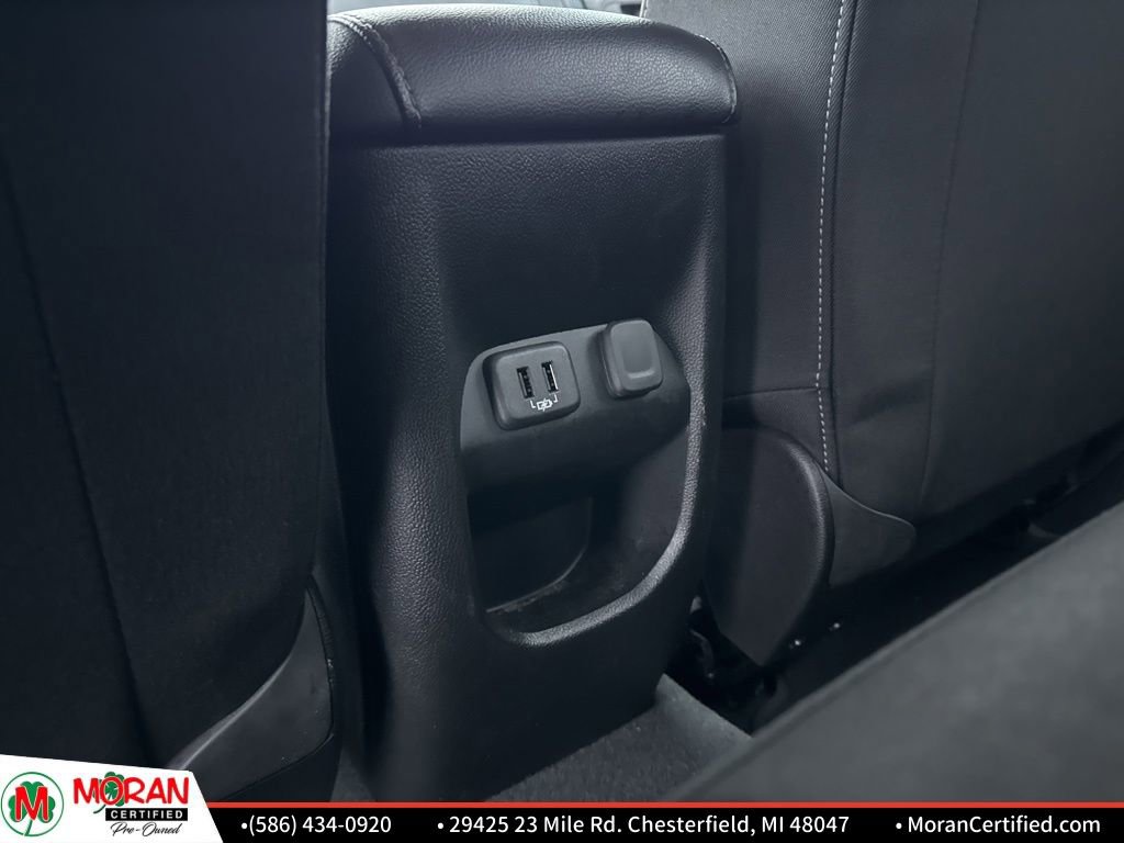 Used 2022 Chevrolet Colorado LT w/ LT Convenience Package image 23