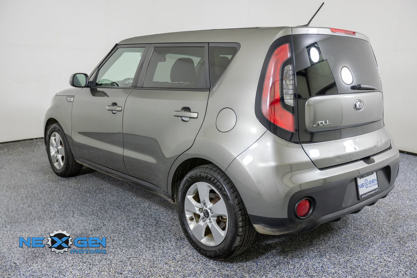 Used 2018 Kia Soul FWD image 5