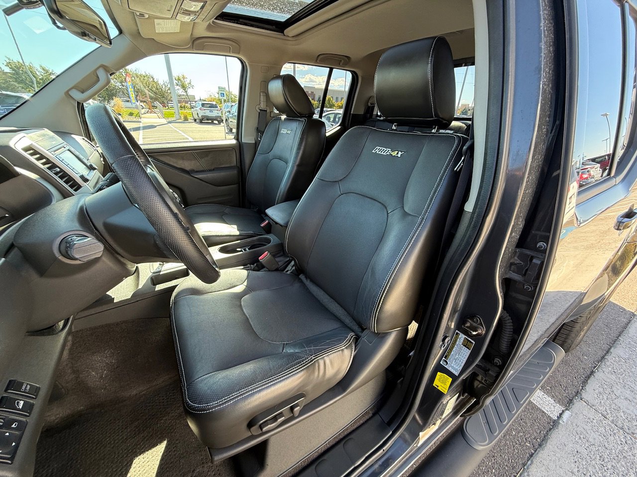 Used 2015 Nissan Frontier PRO-4X image 15