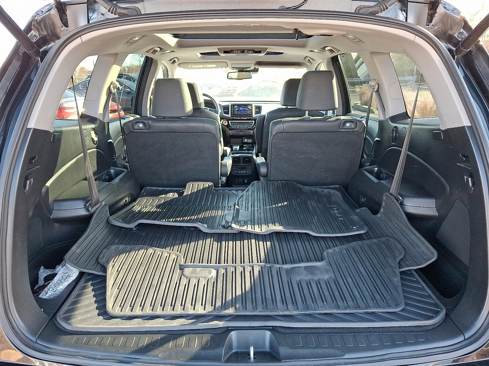 Used 2018 Honda Pilot Elite image 30