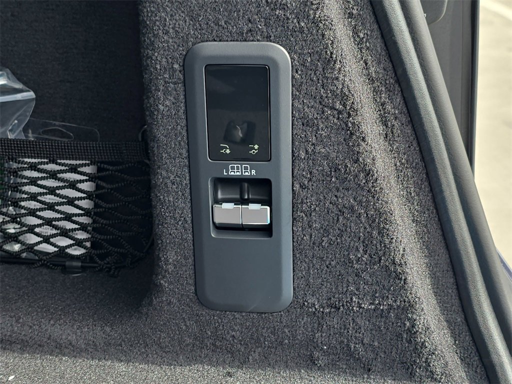 New 2026 Land Rover Range Rover Sport Autobiography image 14