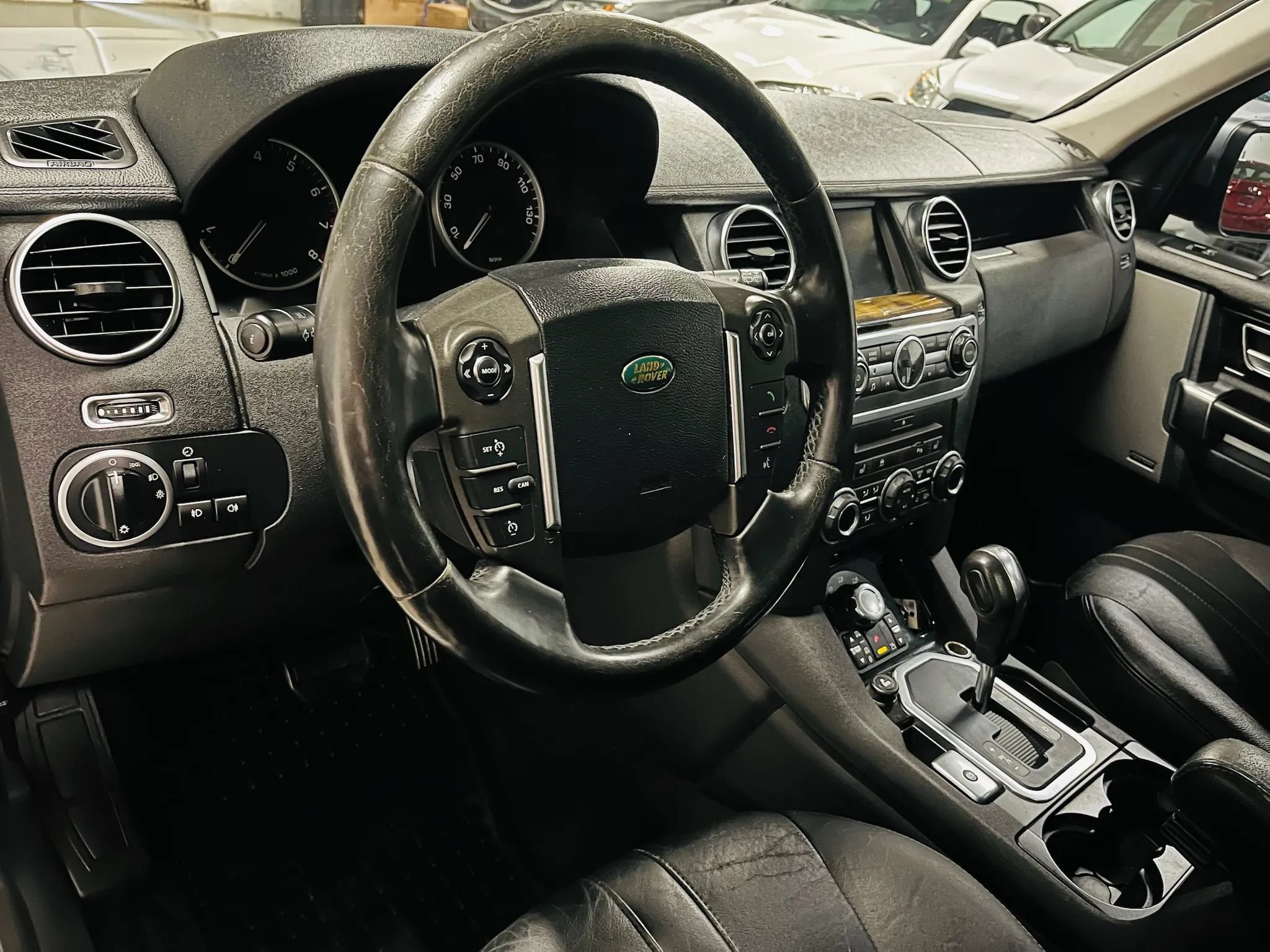 Used 2010 Land Rover LR4 HSE AWD/4WD image 17