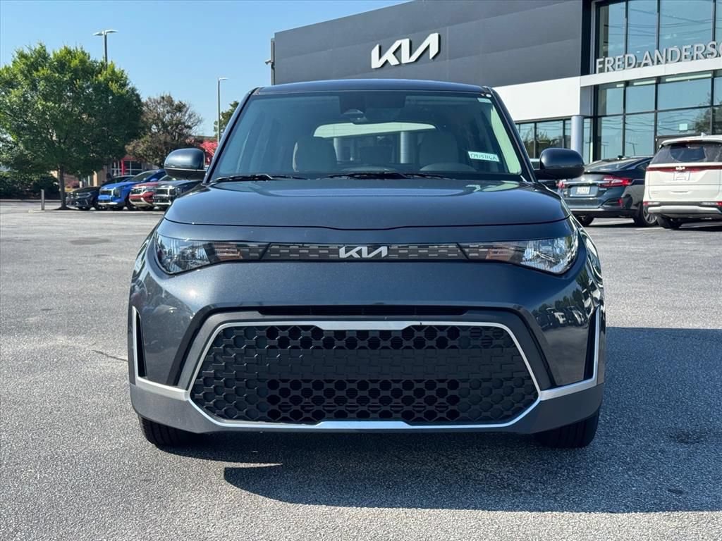 Certified 2025 Kia Soul LX FWD image 8