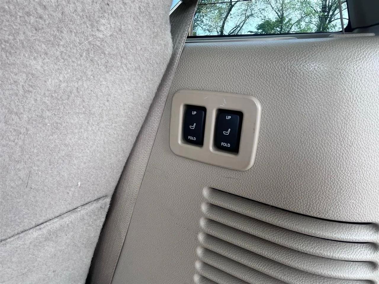 Used 2010 Ford Expedition Eddie Bauer AWD/4WD image 22