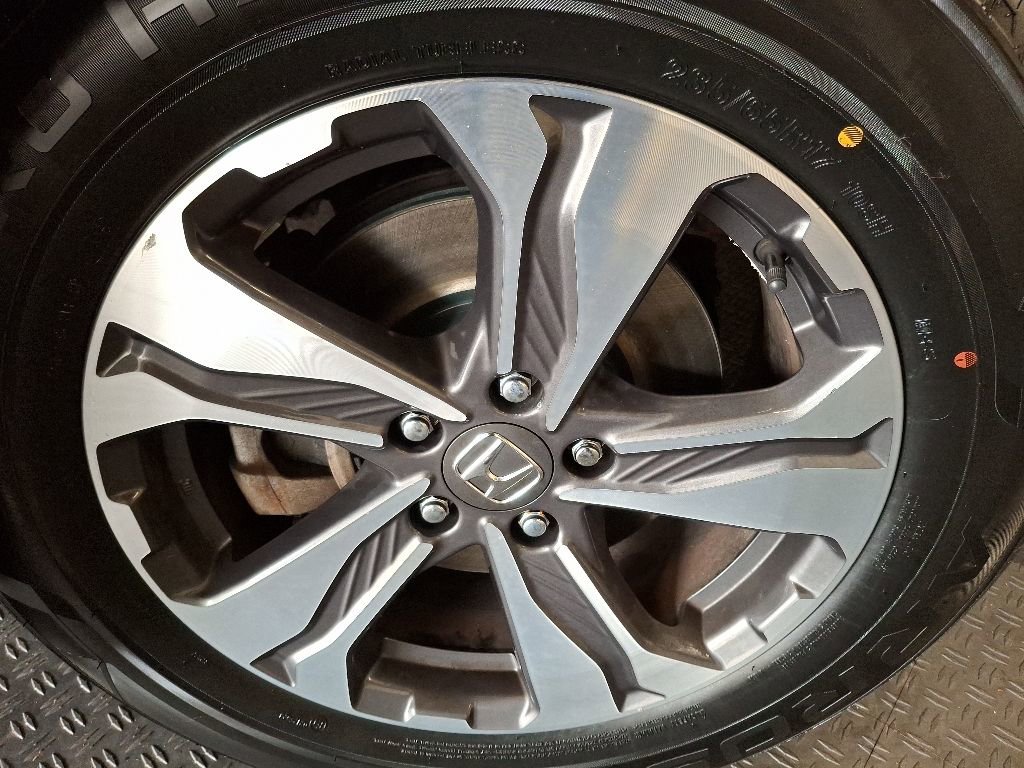 Used 2019 Honda CR-V LX image 4